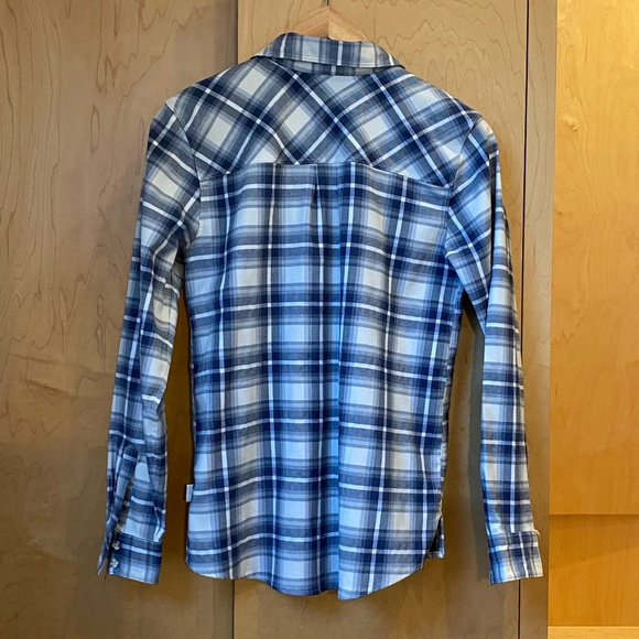 Mountain Hardware Shirt - Picture 2 of 2